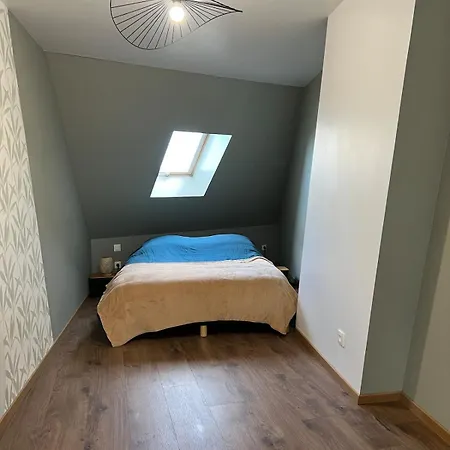 Le Grenier Chic - T3 Duplex - Parking Privatif * Sint-Omaars